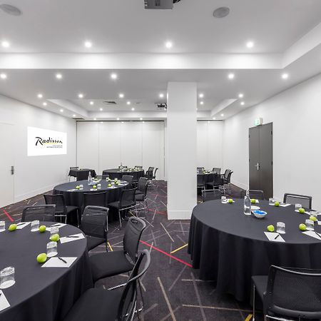 מלון Radisson On Flagstaff Gardens מלבורן מראה חיצוני תמונה
